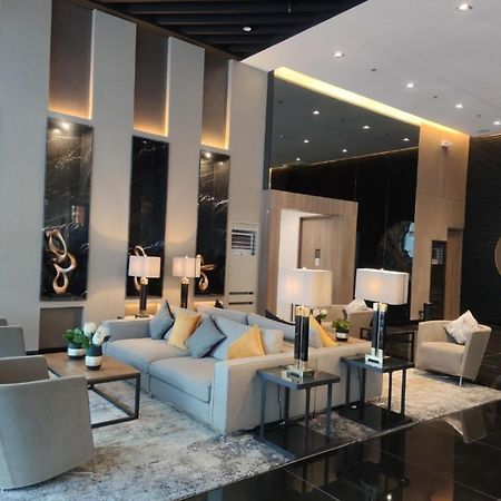 Great View 1 Bedroom Condo In Makati Near Trident Tower 马尼拉 外观 照片