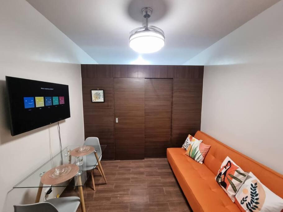 Great View 1 Bedroom Condo In Makati Near Trident Tower 马尼拉 外观 照片